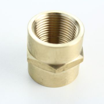 3/4" NPT Brass Coupler